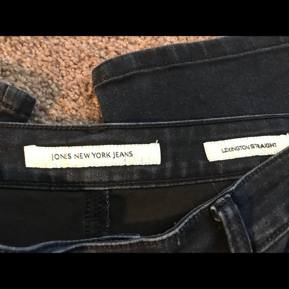 Jeans - Picture 2 of 3